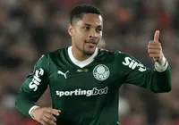 Postagem homofóbica pode tirar Vitor Roque de Palmeiras x Vitória imagem