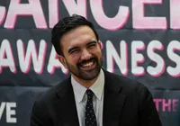 ‘Prefeito comunista’ eleito nos EUA provoca Trump com recado ousado