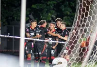 Rodada perfeita: Vitória foi o único do Z-4 a vencer no Brasileirão
