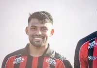 Vitória: Ronald esclarece polêmica com Chagas após expulsão de Dudu imagem