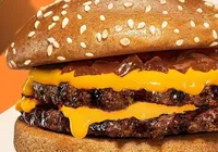 Seu boleto vale lanche: Burger King troca dívida por hambúrguer grátis na Bahia