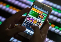 Governo notifica Google e Apple sobre acesso de menores a apps de bets