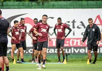 Trio avança na recuperação e agita bastidores do Vitória na data Fifa
