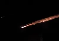 VÍDEO: clarão misterioso atravessa o céu e assusta moradores na Bahia