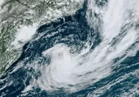 Ventania de 80 km/h e chuva de 200 mm: 6 estados na mira de ciclone imagem