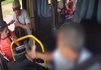 Vídeo: trio de assaltantes morre em confronto após roubar ônibus