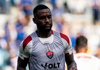 Vitória perde mais um titular na defesa para decisão contra o Inter