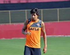 Ex-Vitória é anunciado pelo Juazeirense como reforço para o Baianão 2026 - Imagem