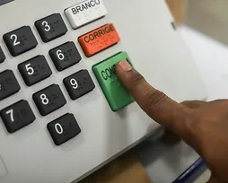 Partido vai cobrar ficha criminal para evitar membros do PCC e CV - Imagem