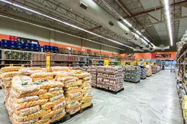 Fecomércio afirma que lojas podem abrir na Sexta-Feira Santa; entenda - Imagem