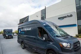 Amazon anuncia demissão de 30 mil funcionários nesta semana - Imagem