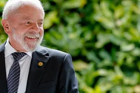 Aos 80 anos, Lula desafia tempo e confirma reeleição: “Difícil me derrotar” - Imagem