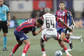 Atacante expulso em Flamengo x Bahia toma atitude drástica na carreira - Imagem
