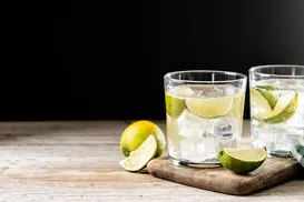 Bebida sem mistura - Imagem