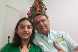 Detalhe chama a atenção durante visita a Bolsonaro na PF e viraliza - Imagem