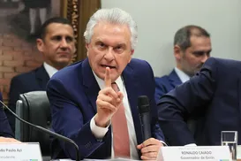 Caiado detona Flávio Bolsonaro: "Não tem vivência nem experiência" - Imagem