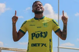 Destaque da Série A enaltece Barradão: "Cantam do começo ao fim" - Imagem