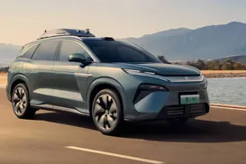 Estaciona sozinho e evita colisão: BYD com drone vem para o Brasil - Imagem