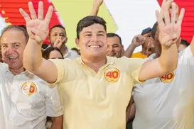 Filho de prefeito cassado por elo com o Comando Vermelho ganha eleição - Imagem