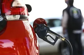 Guerra faz gasolina passar de R$ 7 na Bahia; veja quanto custa rodar 100km - Imagem
