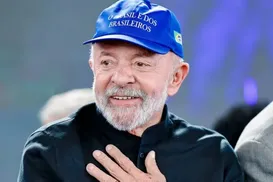 Nova campanha do PT reforça contraste entre Lula e Bolsonaro - Imagem