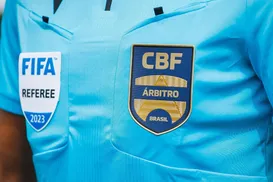 Gigante da Série A começa a analisar árbitros como preparação em jogos - Imagem