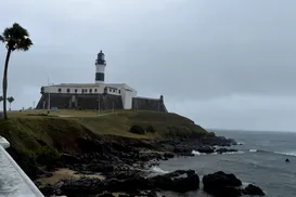 Vídeo: dois homens são presos e ponto de tráfico é desarticulado na Barra - Imagem