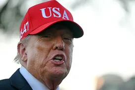 Mais de 100 mil vistos são revogados nos EUA desde posse de Trump - Imagem