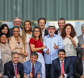 Mulher de ministro deve ser aposta de partido para 2026 - Imagem