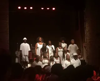 Bando de Teatro Olodum celebra 35 anos com leitura sobre Zumbi dos Palmares