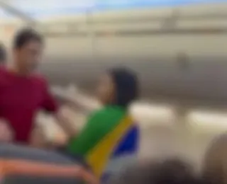 VÍDEO! Bolsonarista é expulsa de avião após dizer que não viaja com petistas