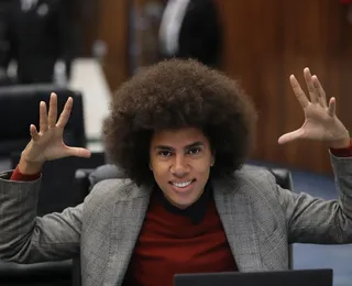 Brigas e invasão à igreja: quem é Renato Freitas, o deputado 'brigão' do PT