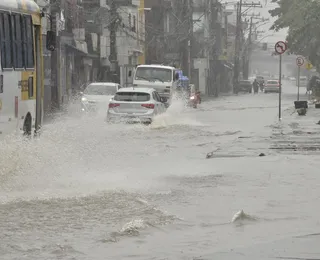 Chuva intensa: Salvador tem diversos pontos de alagamentos nesta quarta