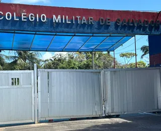 Carro desgovernado invade colégio e atropela soldado em Salvador