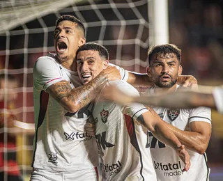 Colossal! Vitória vence o Sport na Ilha do Retiro e sai do Z-4