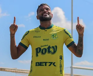 Destaque da Série A enaltece Barradão: "Cantam do começo ao fim"