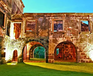 Vai mudar de nome? Local turístico mais visitado na Bahia homenageia criminoso