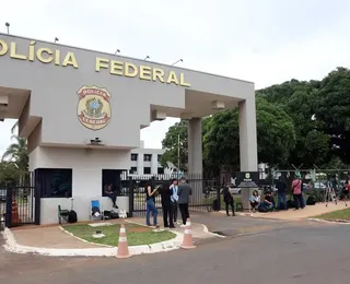 Equipe médica leva medicamentos de Bolsonaro à PF após prisão