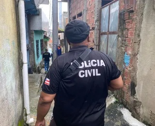 Falso policial acusado de estupro arremessou vítima de carro em movimento