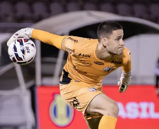 Goleiro do Bahia vive drama e pode amargar rebaixamento à Série C