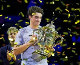 Histórico! João Fonseca bate espanhol e consquista ATP 500 de Basileia