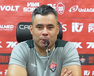 Jair Ventura enaltece torcida e atuação do Vitória: "Controle total"