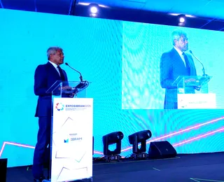 Jerônimo pede que EUA retribuam gesto de Lula e acabem com tarifaço