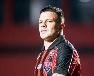 Renato Kayzer valoriza empate do Vitória: "Cada ponto importa"
