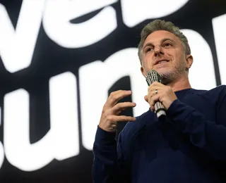Luciano Huck entra na disputa pela compra de banco digital famoso