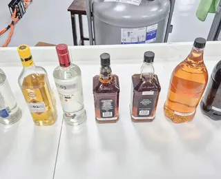 Metanol: polícia investiga uso de combustível adulterado em bebidas
