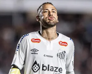 Neymar critica arbitragem após Santos perder para o Vitória