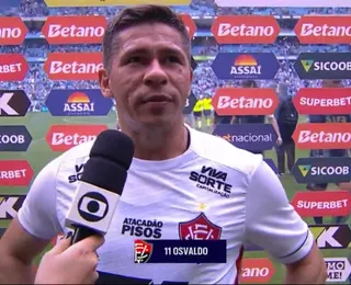 Osvaldo fala em "fazer de tudo" para salvar o Vitória da Série B