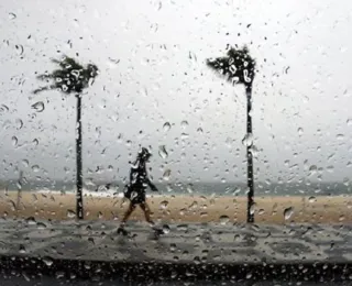 Outubro de chuva? Saiba como será o clima do mês na Bahia