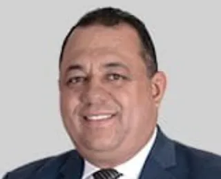 População precisa ir à casa de prefeito para marcar exames médicos